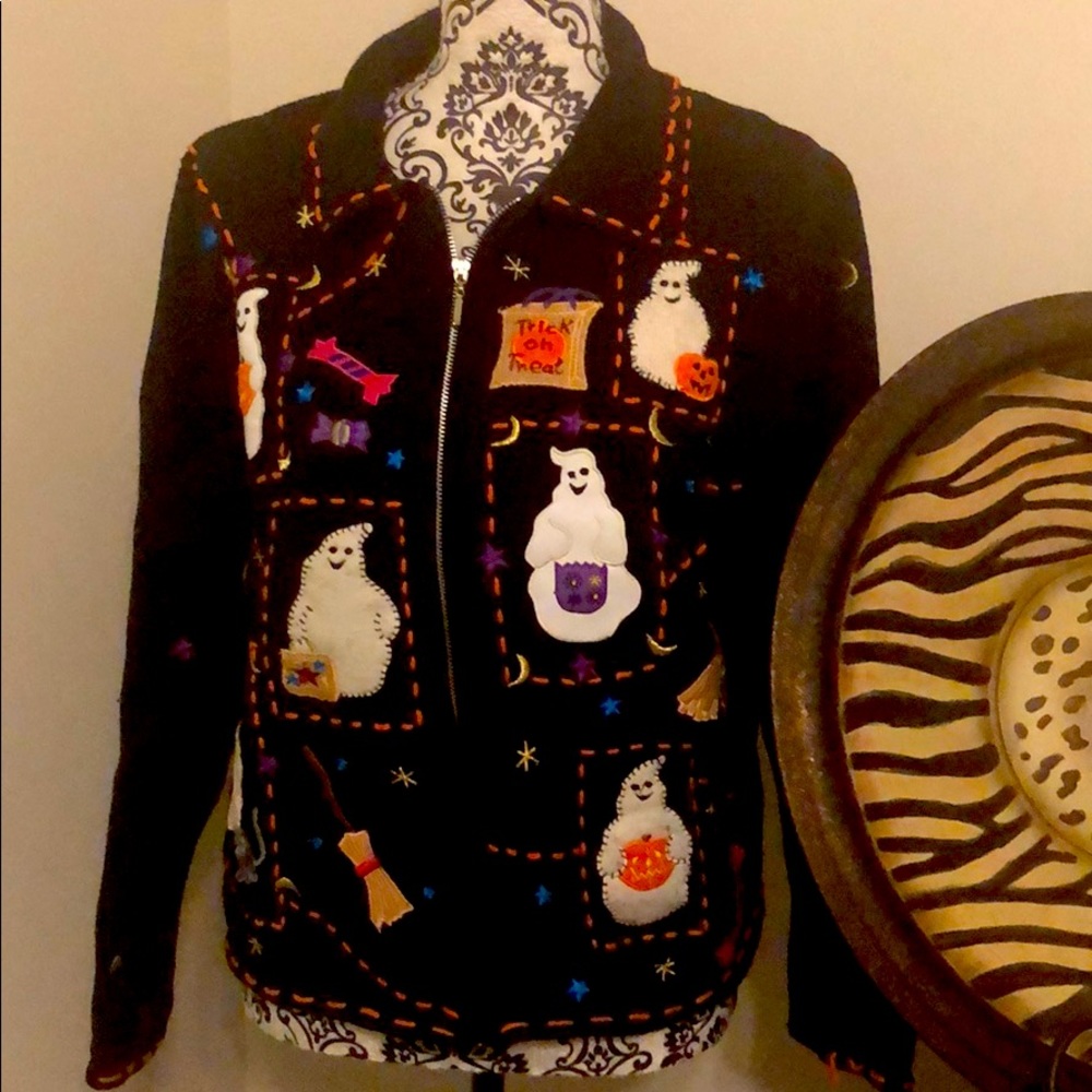 Vintage Halloween sweater.